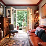 The Iflissen Pavilion - Luxury Villa