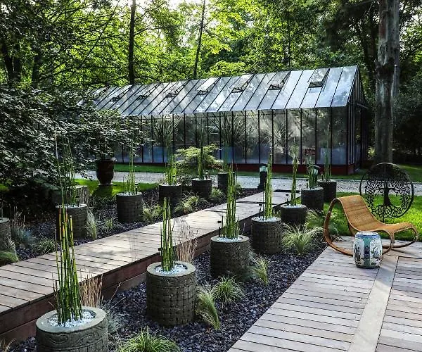 The Iflissen Pavilion - Luxury Villa Lamorlaye