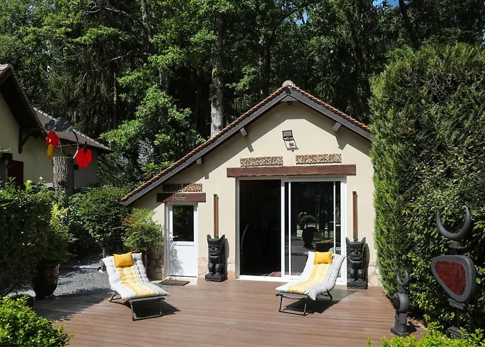 The Iflissen Pavilion - Luxury Villa Lamorlaye